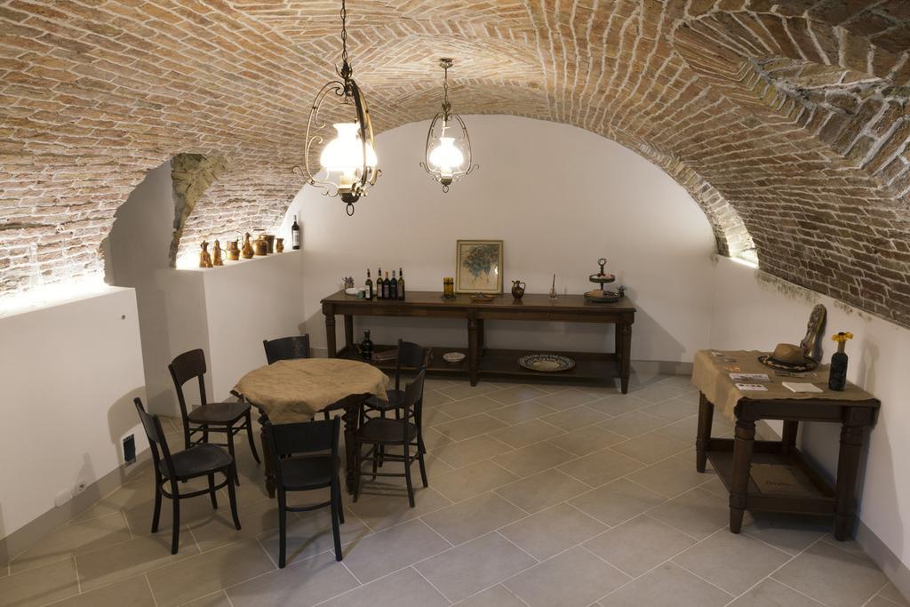 Crealto Villa Alfiano Natta Bagian luar foto